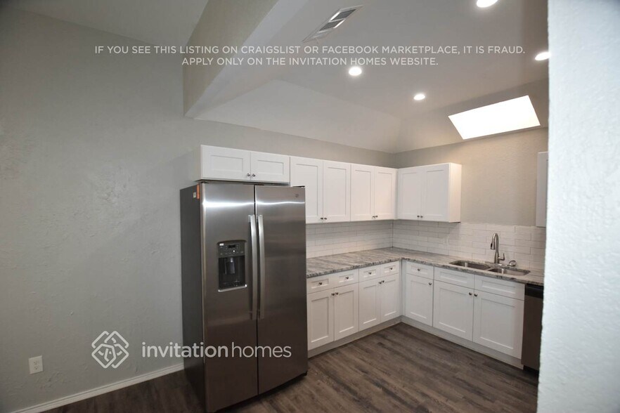 Building Photo - 2072 Bronco Ln