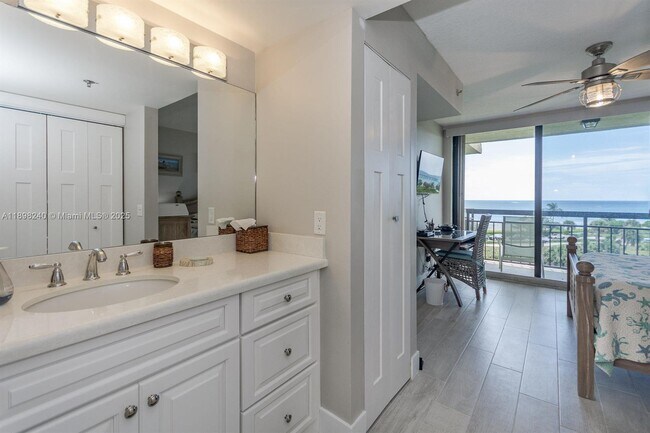 Building Photo - 101 S Seas Dr