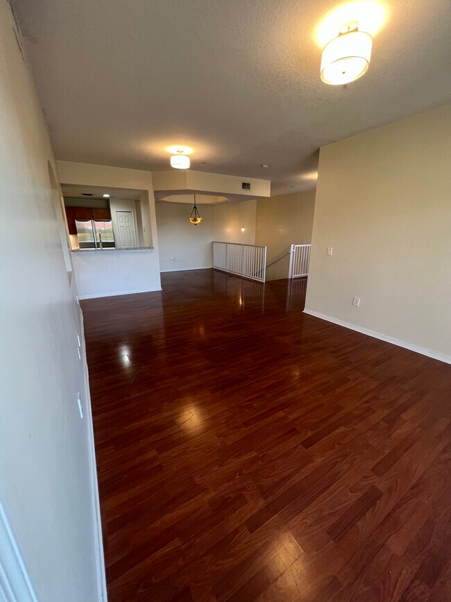 Large living area - 6360 NW 114th Ave