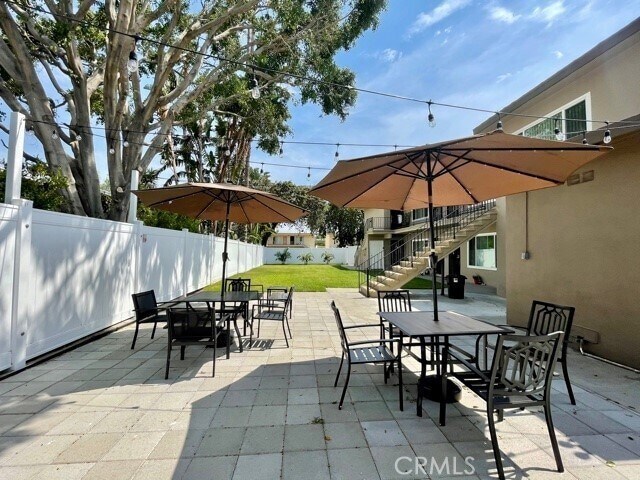 Building Photo - 1835 W Crestwood Ln