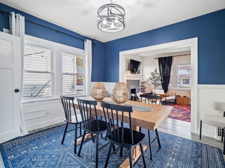 Building Photo - 2804 6th St