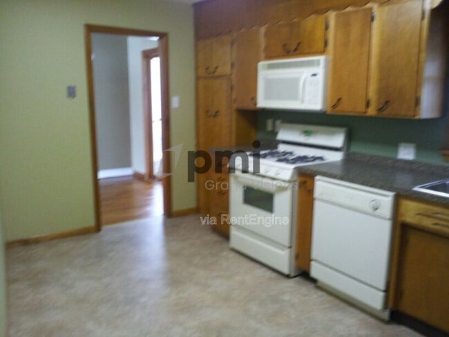 Building Photo - 2317 W Ramsey Dr