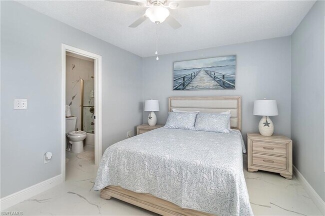 Building Photo - 146 Clyburn Way W