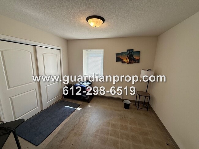 Building Photo - 7535 Cloman Way E