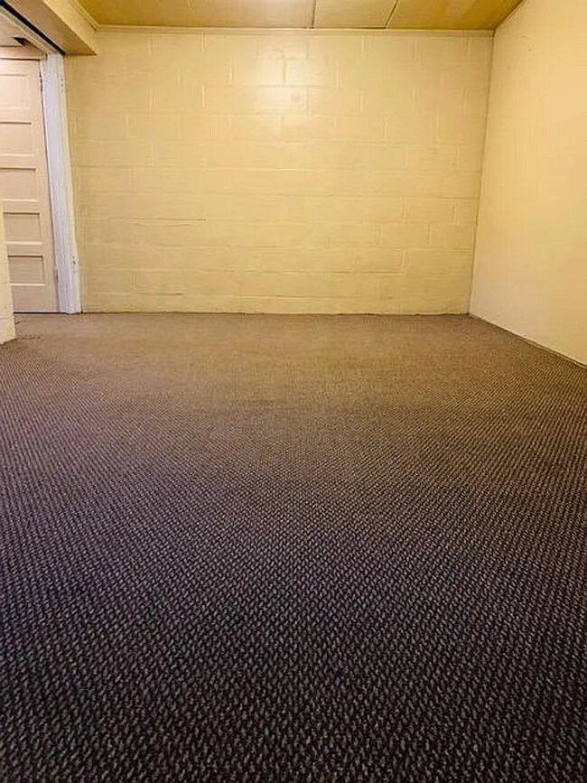 Building Photo - 3508 N 47th Ave