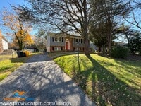 Building Photo - 625 Edwards Rd