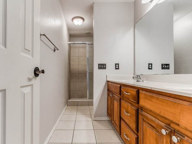 Building Photo - 4103 Riva Ridge Ct