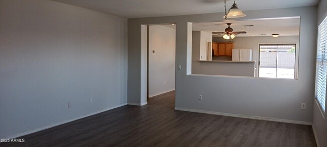 Building Photo - 4803 N 92nd Ln