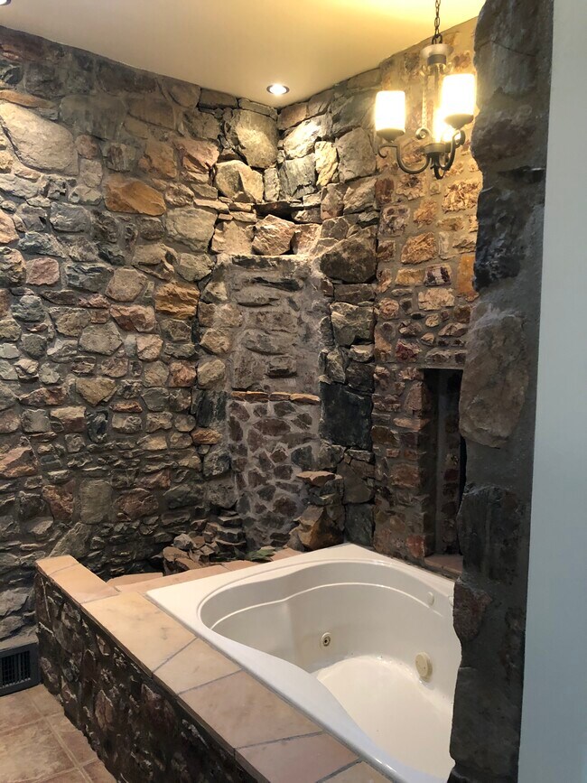 Building Photo - 35030 N 51st St