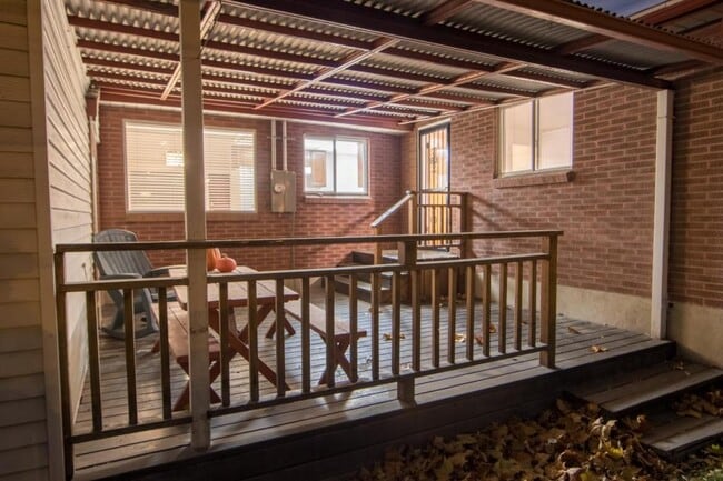 Building Photo - 5886 S Utahna Dr