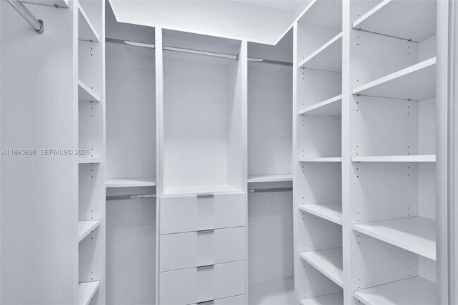 Building Photo - 18800 NE 29th Ave