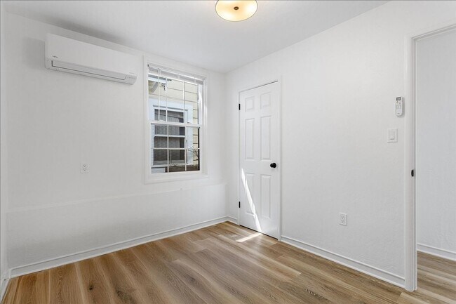Building Photo - 1443 Stanton St