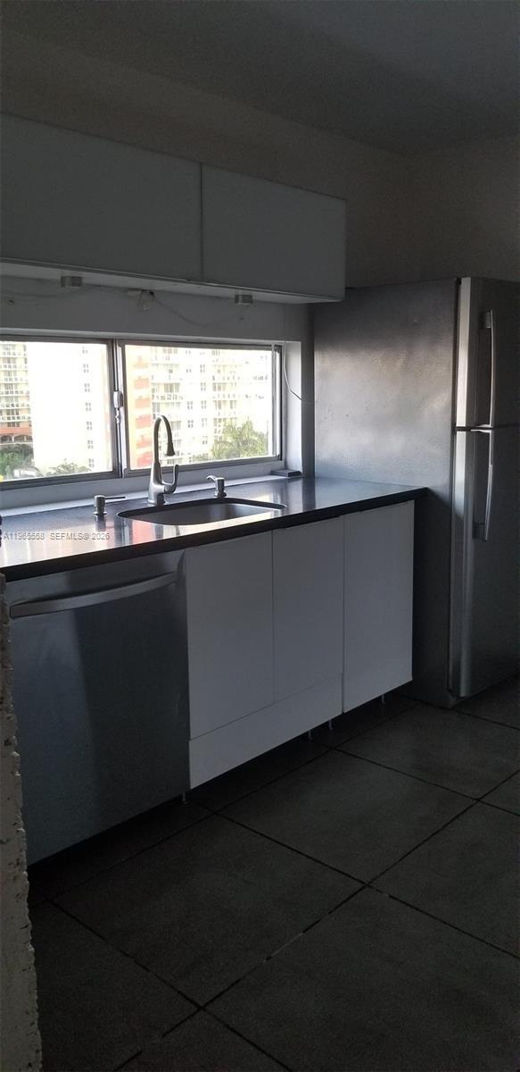 Building Photo - 17021 N Bay Rd