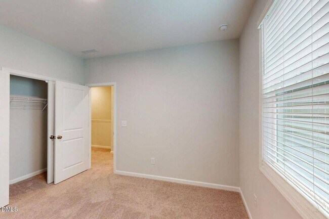 Building Photo - 2459 Englemann Dr