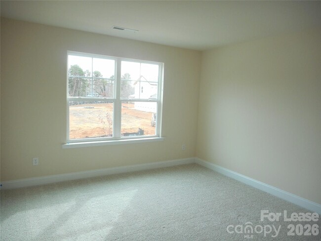 Building Photo - 17015 Dogwood Crk Ln