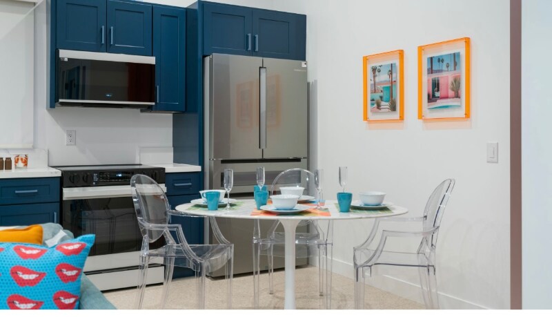 Building Photo - 473 W Sunview Ave