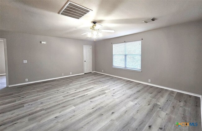 Building Photo - 1715 Mountain Brook