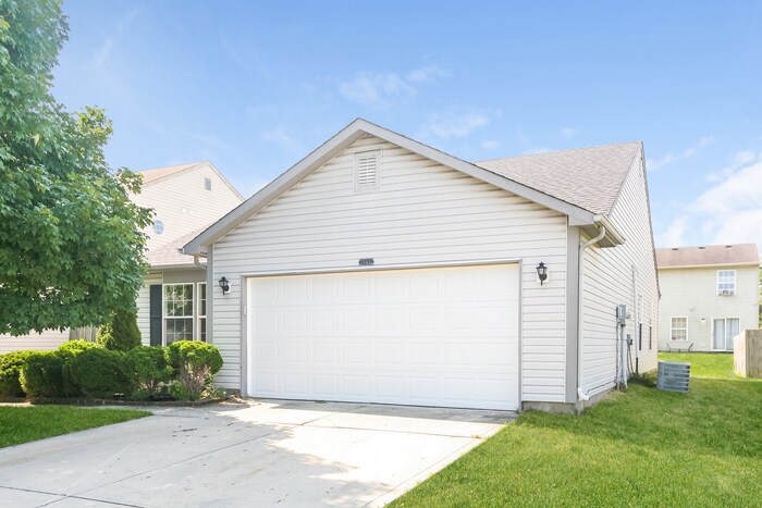 Building Photo - 7143 Moon Ct