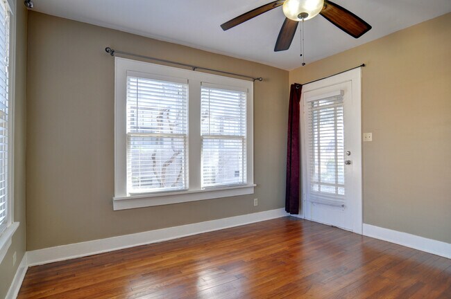 Building Photo - 4128 Pershing Ave