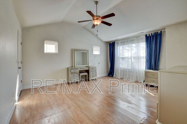 Building Photo - 8028 Glade Rd