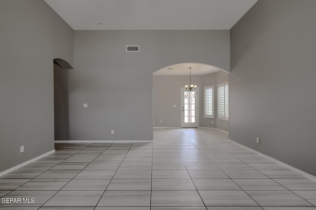 Building Photo - 14708 Boer Trl Ave