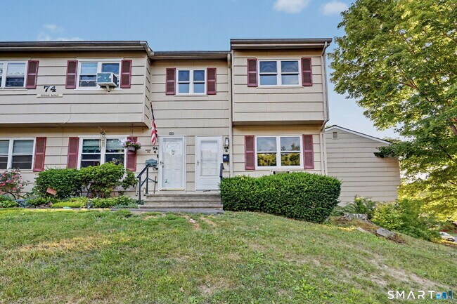 Building Photo - 74 Ridge Rd