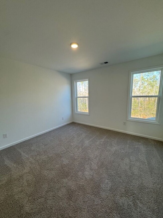 Building Photo - 2008 Red Woodpeckers Ct