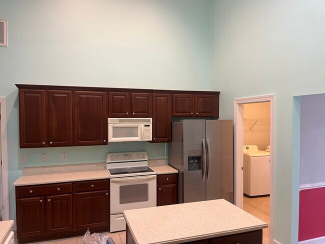 Building Photo - 4502 Firethorne Dr