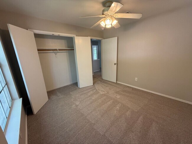 Building Photo - 8508 Apple Carrie Cove