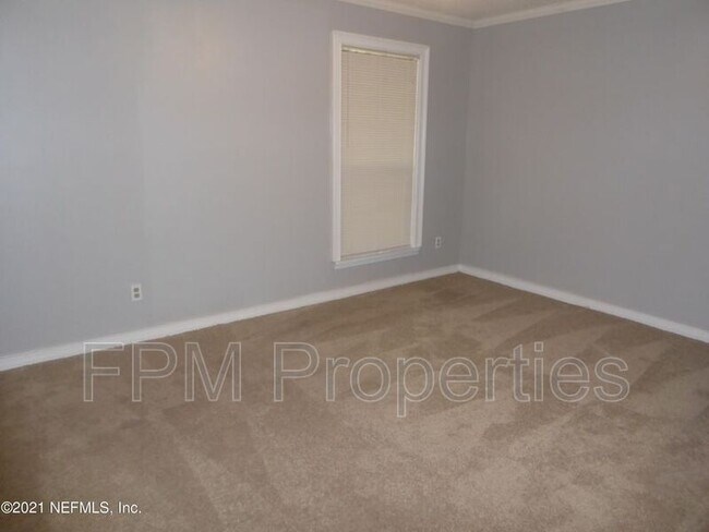 Building Photo - 10200 Belle Rive Blvd