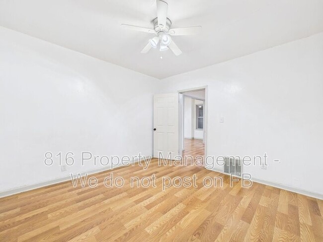 Building Photo - 2710 Park Ave