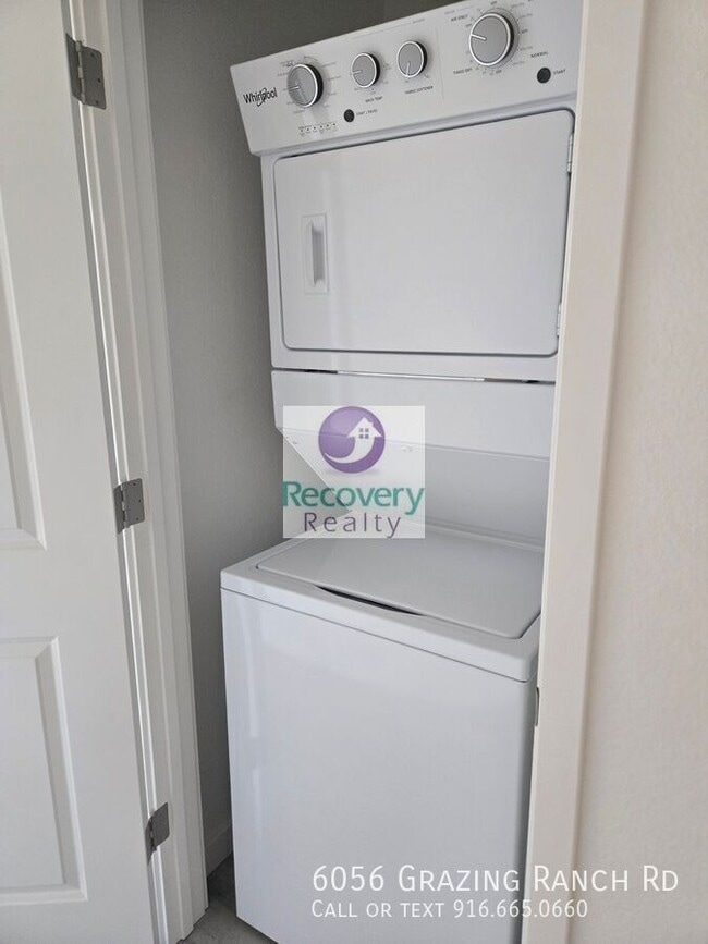 Building Photo - 6056 Grazing Rnch Rd