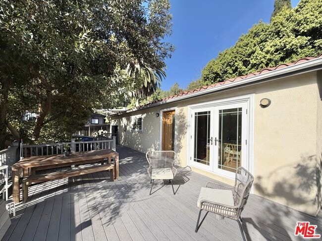 Building Photo - 640 Rome Dr