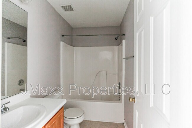 Building Photo - 3690 Brookwood Blvd