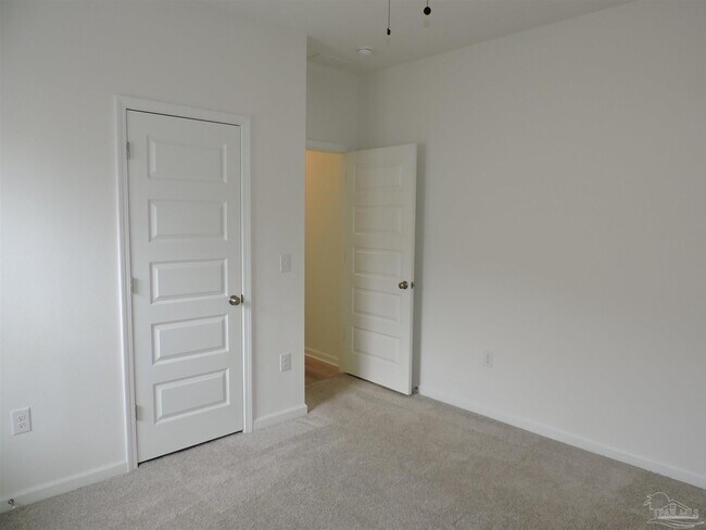 Building Photo - 9629 Sagewood Dr