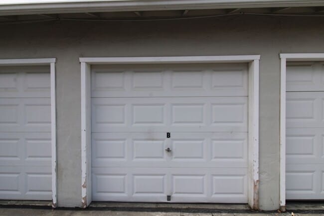 Building Photo - $2995 - Cozy 2/1 in the heart of Downtown San Jose