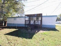 Building Photo - Charming Home Near Pulaski with Peaceful C...