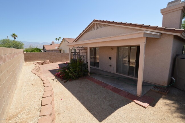 Building Photo - 65 N Shadow Creek Pl