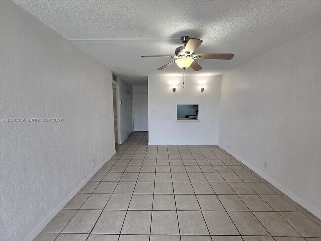 Building Photo - 801 NW 47th Ave