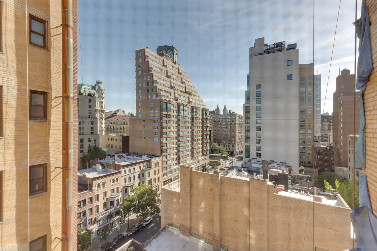 Building Photo - 244 W 72nd St