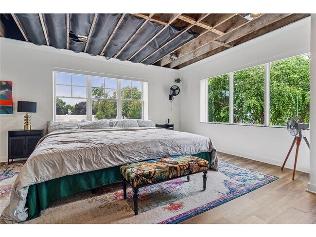 Building Photo - 1290 Snelling Ave N