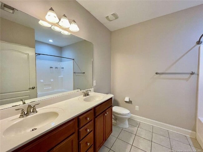 Building Photo - 206 Fountainhead Ln