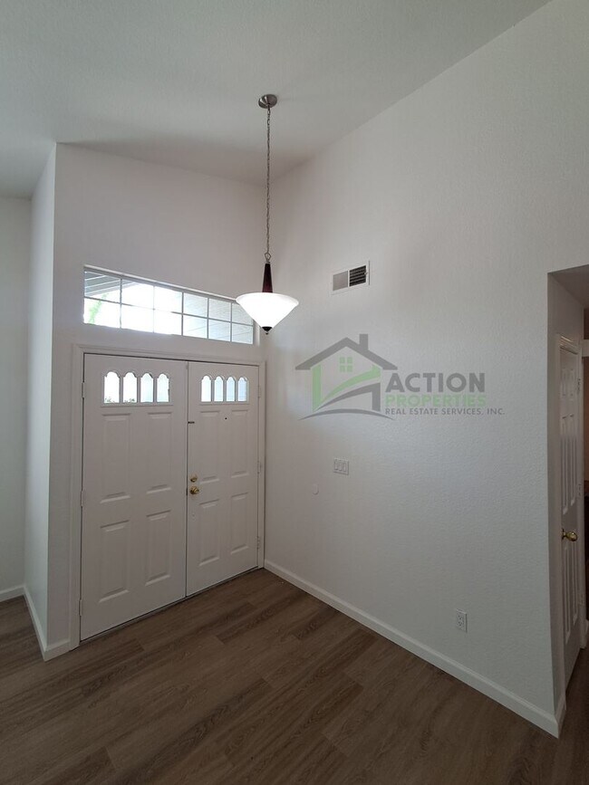 Building Photo - 3835 Hunters Glen Pl