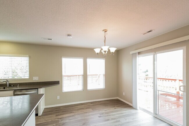 Building Photo - 9565 Elk Mountain Cir