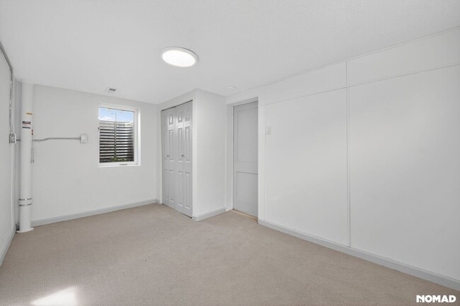 Building Photo - 4325 S Cherokee St