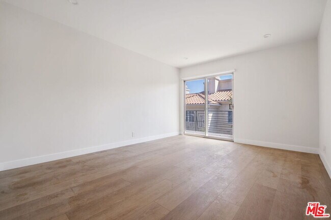 Building Photo - 847 15th St