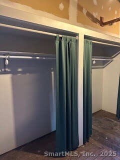 Building Photo - 70 Thorpe St