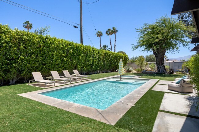 Building Photo - Luxury Mid Century Oasis in Palm Springs (Monthly Only - No Long Term)