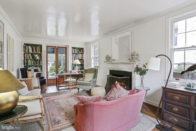 Building Photo - 3743 Upton St NW