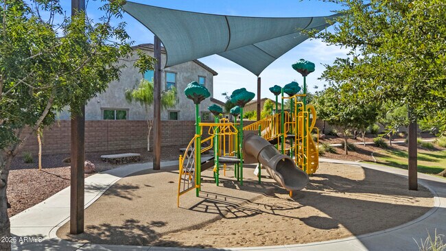 Building Photo - 9382 W Louise Dr